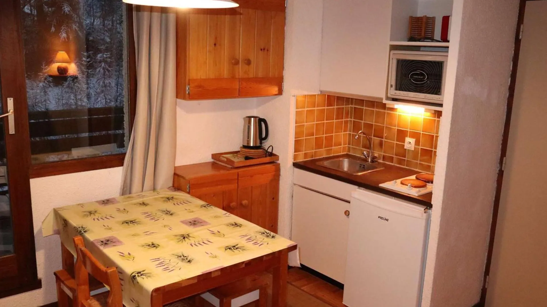 Studio 4 Pers, Centre Les Orres 1650, Proche Pistes - Fr-1-322-576 0*,  Frankrike